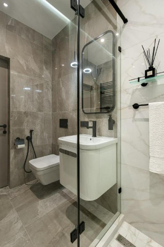 Classy Studio In Chicago, A Luxurious Condo Kiev Exteriör bild