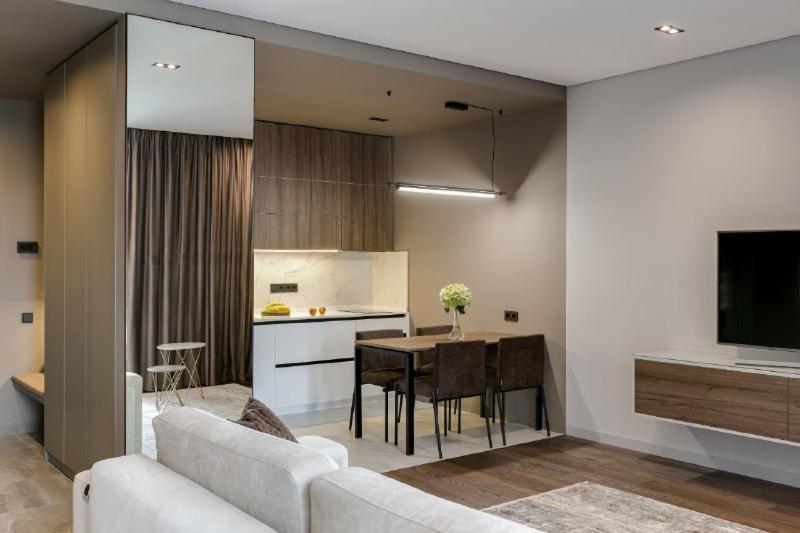 Classy Studio In Chicago, A Luxurious Condo Kiev Exteriör bild